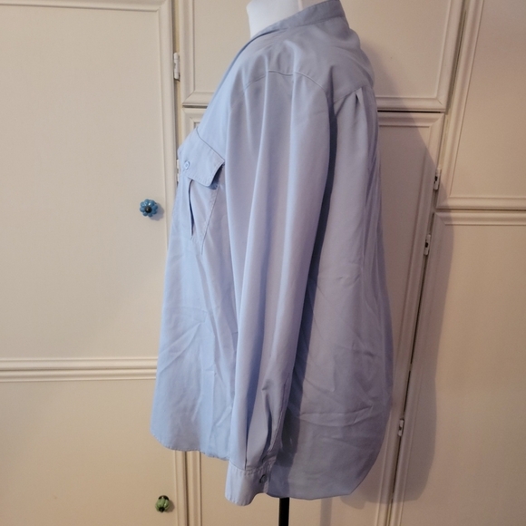 Vince Camuto Breezy Chambray Long Blouse Top - Picture 2 of 6